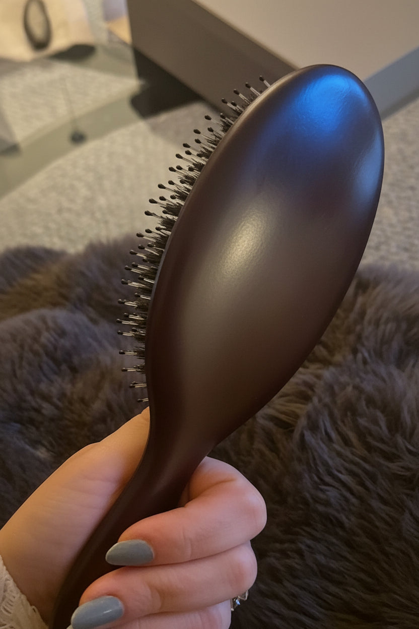 ELVÉ Signature Luxe Hairbrush