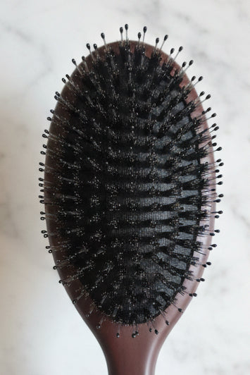 ELVÉ Signature Luxe Hairbrush